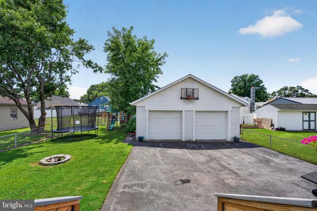 919 MARTIN RD, Baltimore, MD 21221