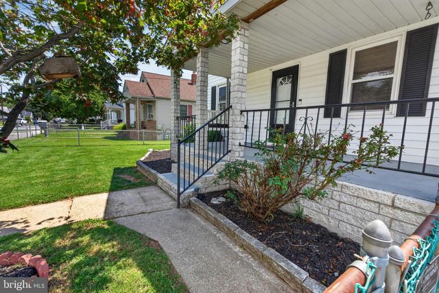 919 MARTIN RD, Baltimore, MD 21221