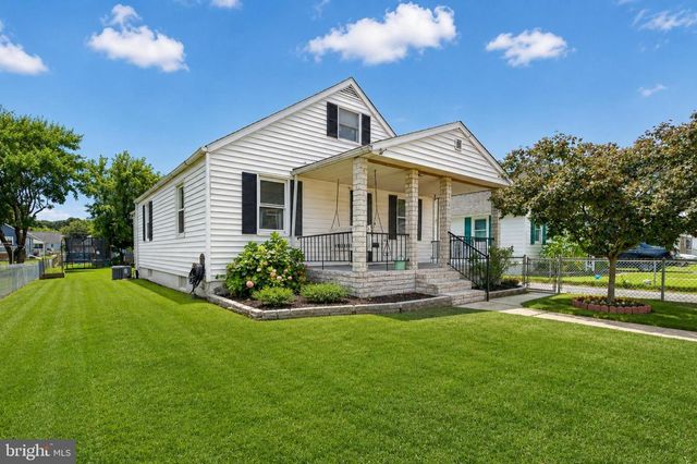 919 MARTIN RD, Baltimore, MD 21221