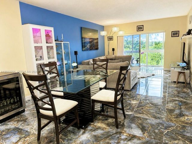 4200 Hillcrest Dr 403, Hollywood, FL 33021