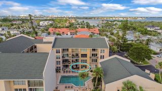 845 BENJAMIN FRANKLIN DRIVE 102, Sarasota, FL 34236