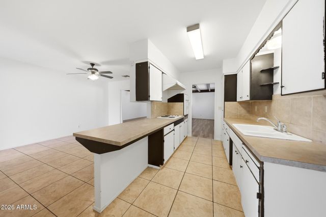 126 S CATALINA Street, Gilbert, AZ 85233