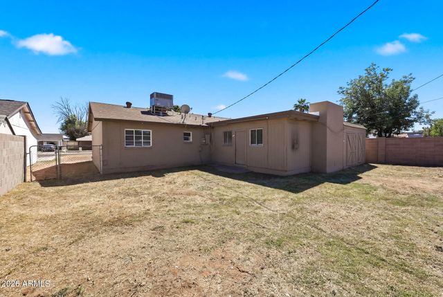 126 S CATALINA Street, Gilbert, AZ 85233