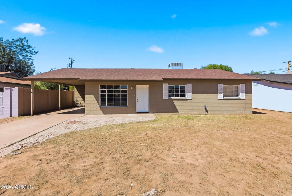 126 S CATALINA Street, Gilbert, AZ 85233