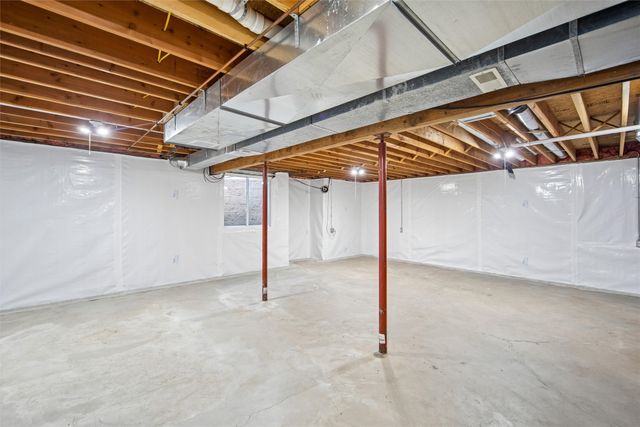 1110 5th Avenue SW, Altoona, IA 50009