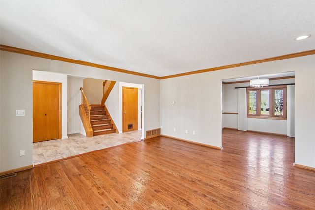 1110 5th Avenue SW, Altoona, IA 50009