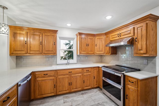 1110 5th Avenue SW, Altoona, IA 50009