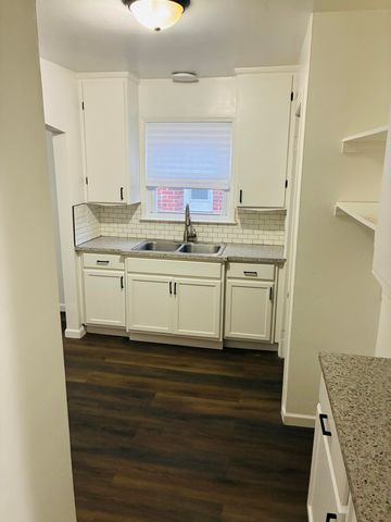 9915 Montrose Street, Detroit, MI 48227