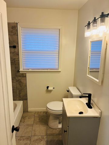 9915 Montrose Street, Detroit, MI 48227