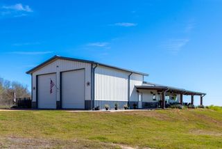 7047 Falke Heinrich Road, Schulenburg, TX 78956