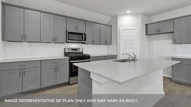 363 BARRON ESTATE DR, Lockhart, TX 78644