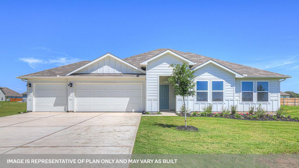 363 BARRON ESTATE DR, Lockhart, TX 78644