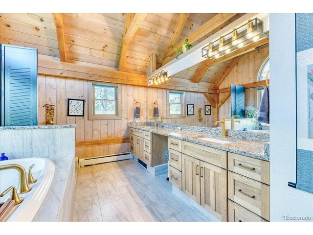 1057 Reed Ranch Rd, Boulder, CO 80302