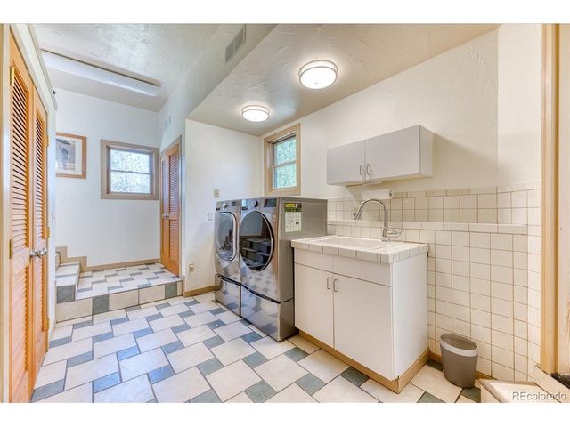 1057 Reed Ranch Rd, Boulder, CO 80302