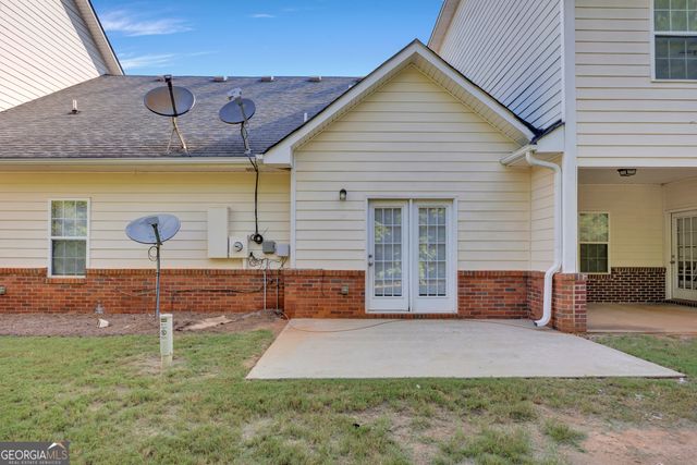 156 Colony Park Lane, Locust Grove, GA 30248