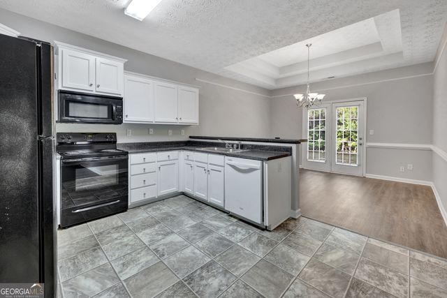 156 Colony Park Lane, Locust Grove, GA 30248