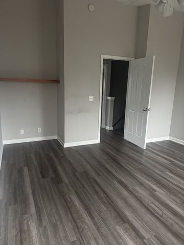 2012 Victory Gallop Ln, Murfreesboro, TN 37128