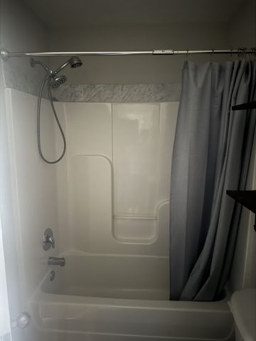 2012 Victory Gallop Ln, Murfreesboro, TN 37128