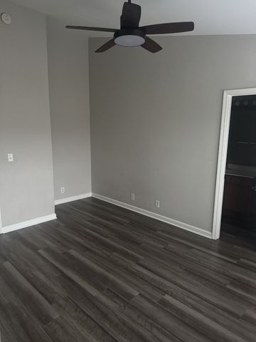 2012 Victory Gallop Ln, Murfreesboro, TN 37128