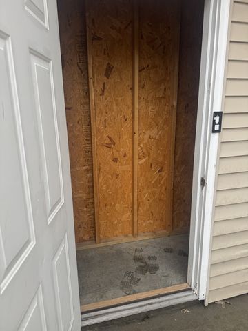 2012 Victory Gallop Ln, Murfreesboro, TN 37128