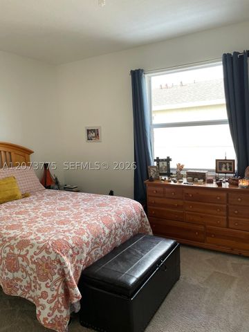 556 NE 5th St 1, Florida City, FL 33034