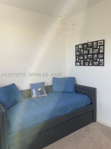 556 NE 5th St 1, Florida City, FL 33034