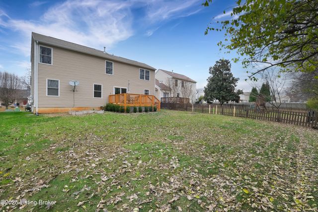 7945 Nature Way, Louisville, KY 40218