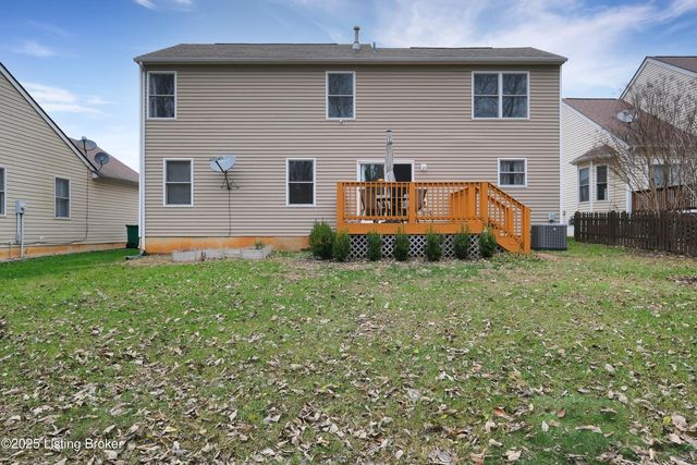 7945 Nature Way, Louisville, KY 40218