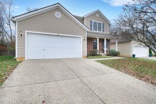 7945 Nature Way, Louisville, KY 40218