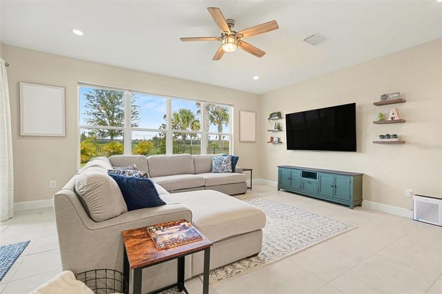 32745 TAMARIND GROVE LANE, Wesley Chapel, FL 33543