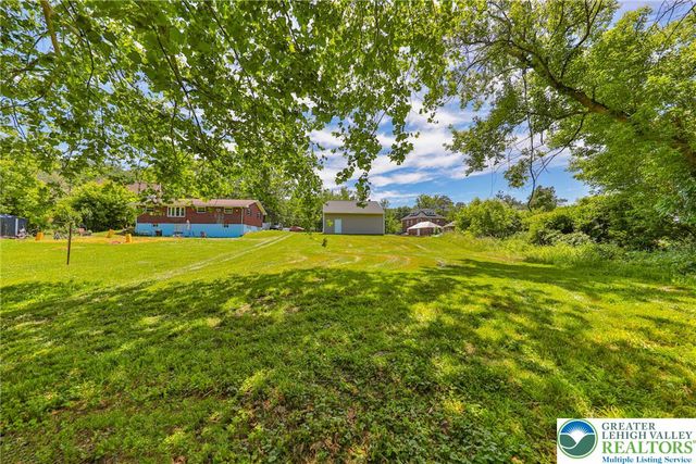 1113 East Emmaus Avenue, Allentown City, PA 18103