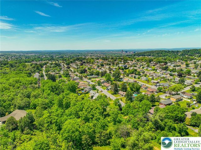 1113 East Emmaus Avenue, Allentown City, PA 18103