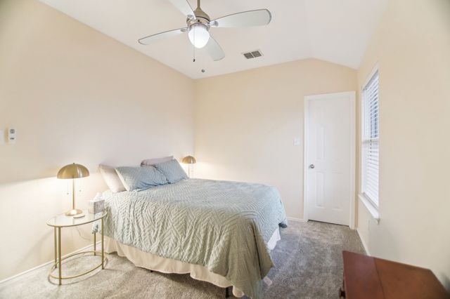 208 Wenrick Drive, Roanoke, TX 76262