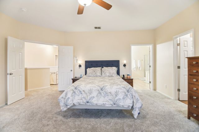 208 Wenrick Drive, Roanoke, TX 76262