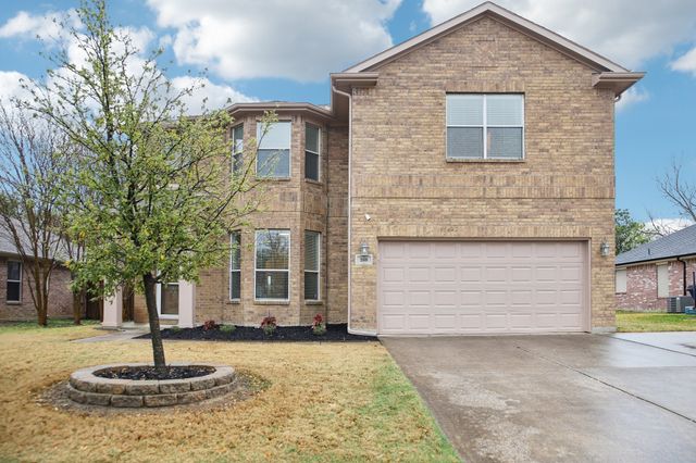208 Wenrick Drive, Roanoke, TX 76262
