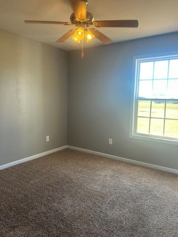 6085 Cottonwood Rd, Dothan, AL 36301