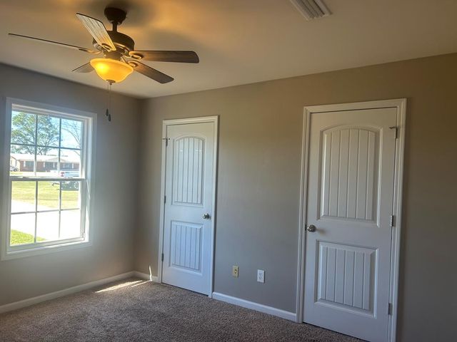 6085 Cottonwood Rd, Dothan, AL 36301