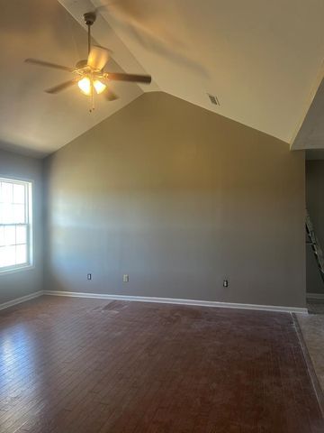 6085 Cottonwood Rd, Dothan, AL 36301