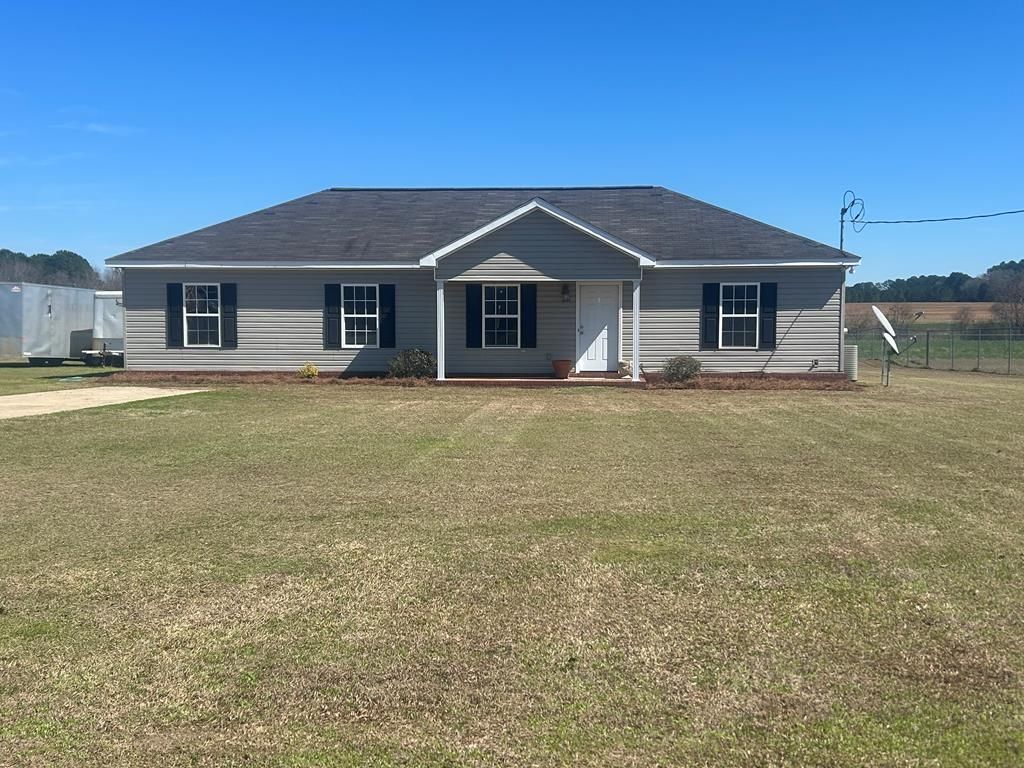 6085 Cottonwood Rd, Dothan, AL 36301