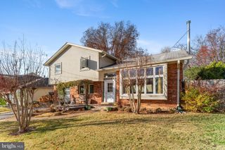 5905 FOLKSTONE RD, Bethesda, MD 20817