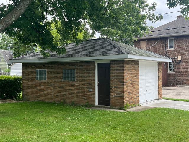 1600 LINCOLN Street, North Chicago, IL 60064