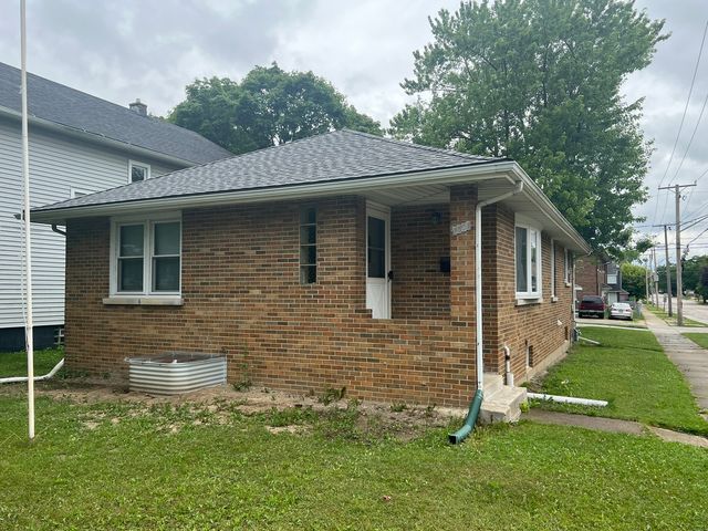 1600 LINCOLN Street, North Chicago, IL 60064