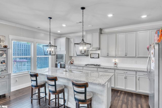 14 Park Vista Way, Greenville, SC 29617