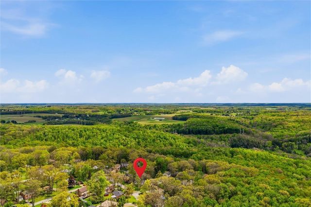 101 Fairlane Dr, Twp Of But Se, PA 16001