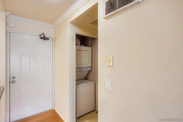 8889 Caminito Plaza Centro 7327, San Diego, CA 92122