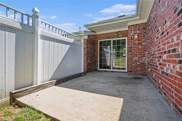 4261 Lumsden Lane, High Point, NC 27265