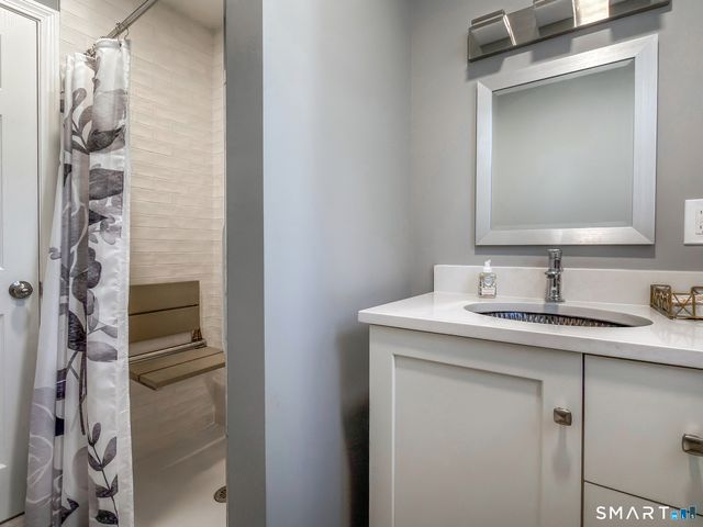 283 Whittemore Road, Middlebury, CT 06762