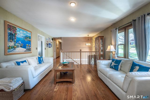 283 Whittemore Road, Middlebury, CT 06762