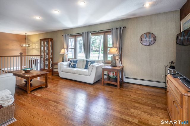 283 Whittemore Road, Middlebury, CT 06762