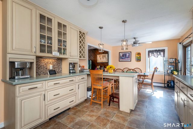 283 Whittemore Road, Middlebury, CT 06762